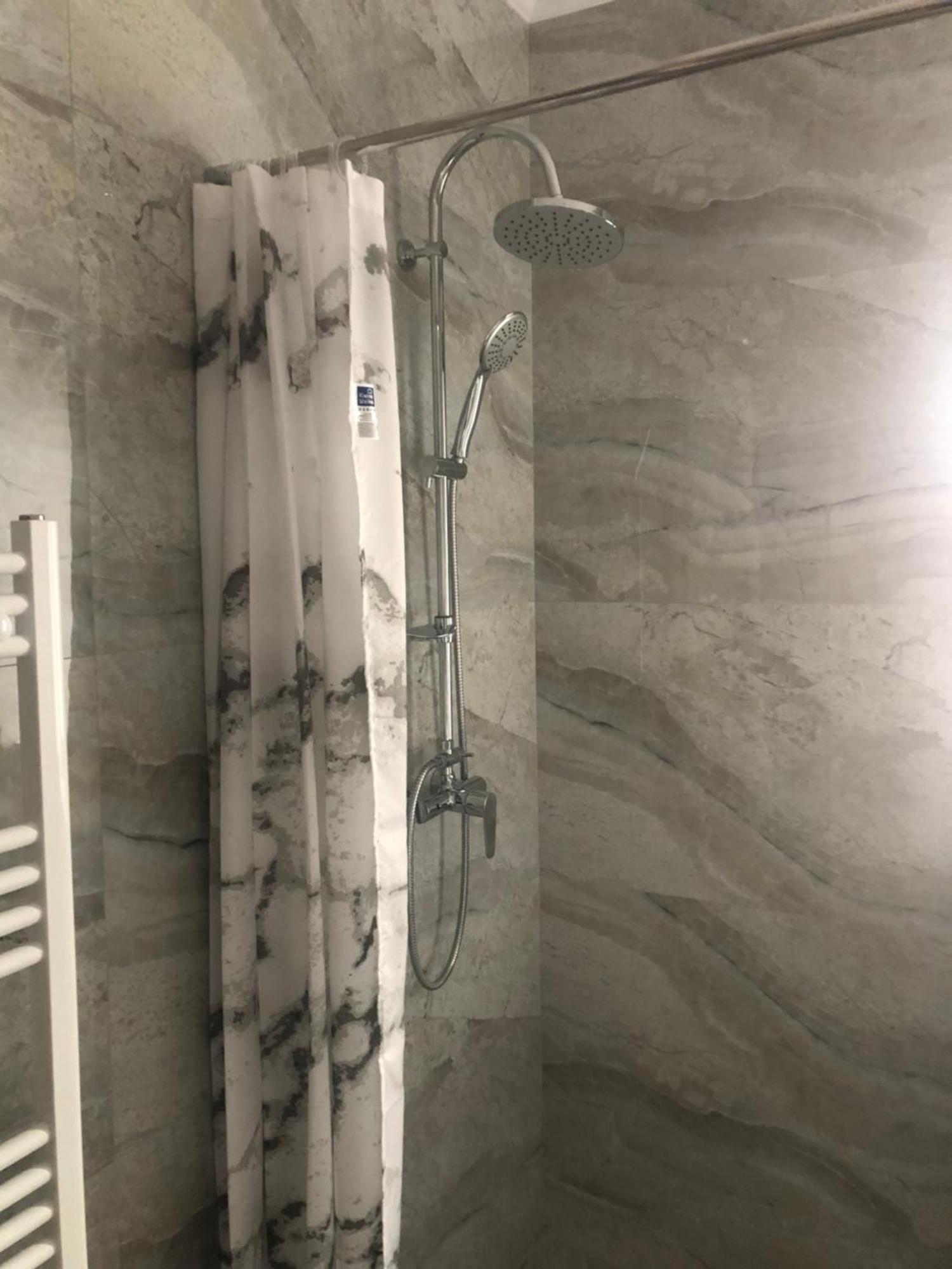 Hotel Sub Cetate Rîşnov Esterno foto